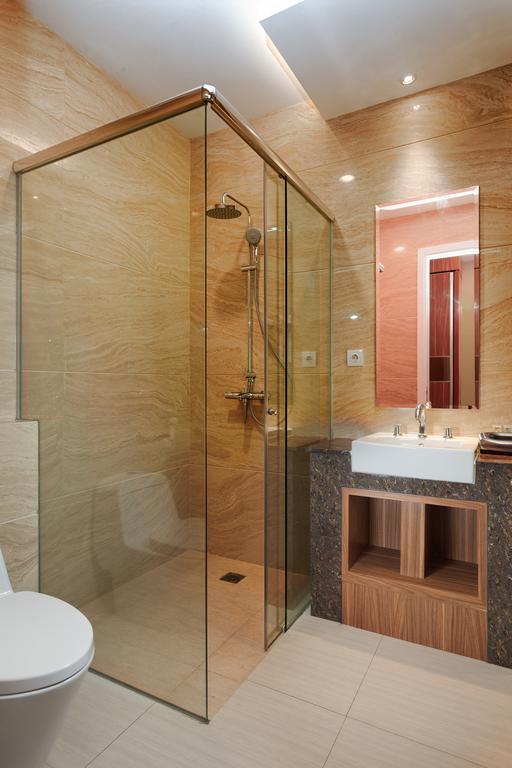 Suite Junior Queen dengan Balkon
