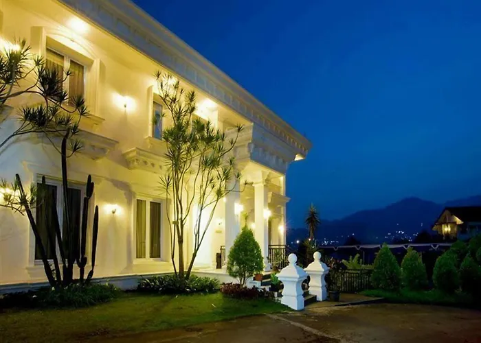 Rizen Premiere Hotel Puncak
